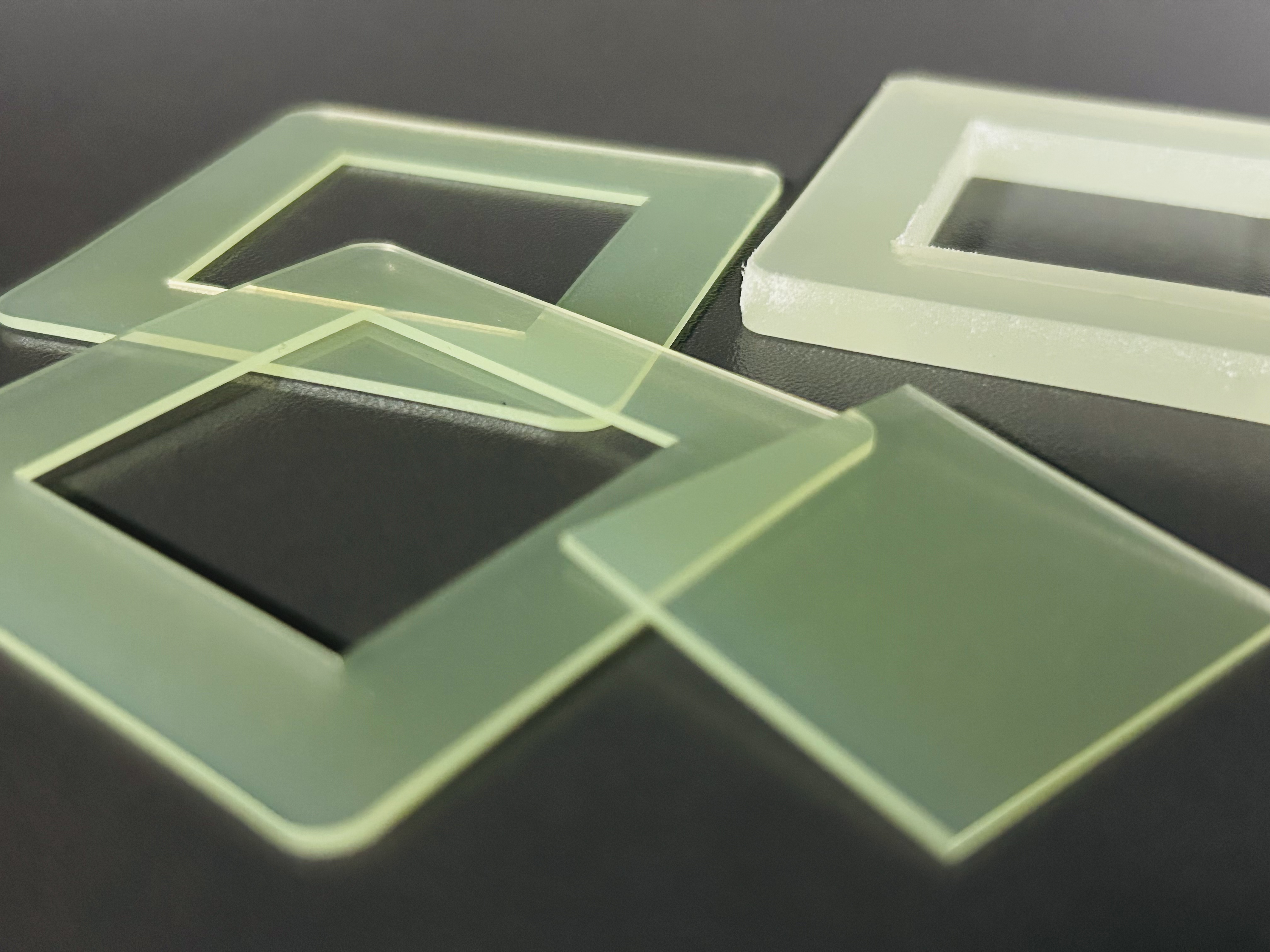 ZCCUTTER振动刀切割绿色板材异形件打样样品 - 数字切割机